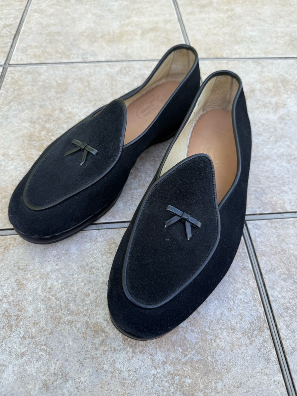 Belgian Shoes Mr. Casual Suede Black Loafers